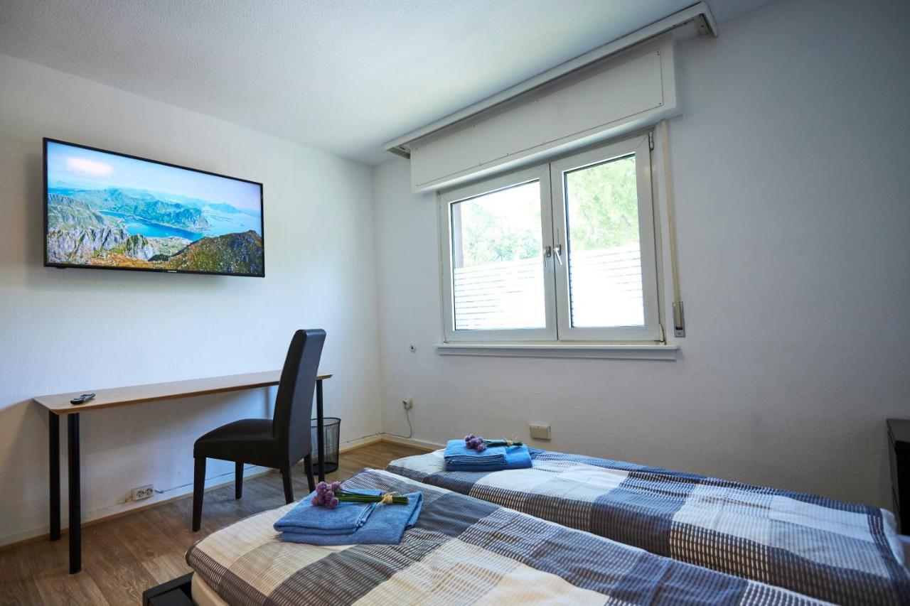 Rote Warte Grosszuegiges Apartment Nahe Frankfurt מראה חיצוני תמונה