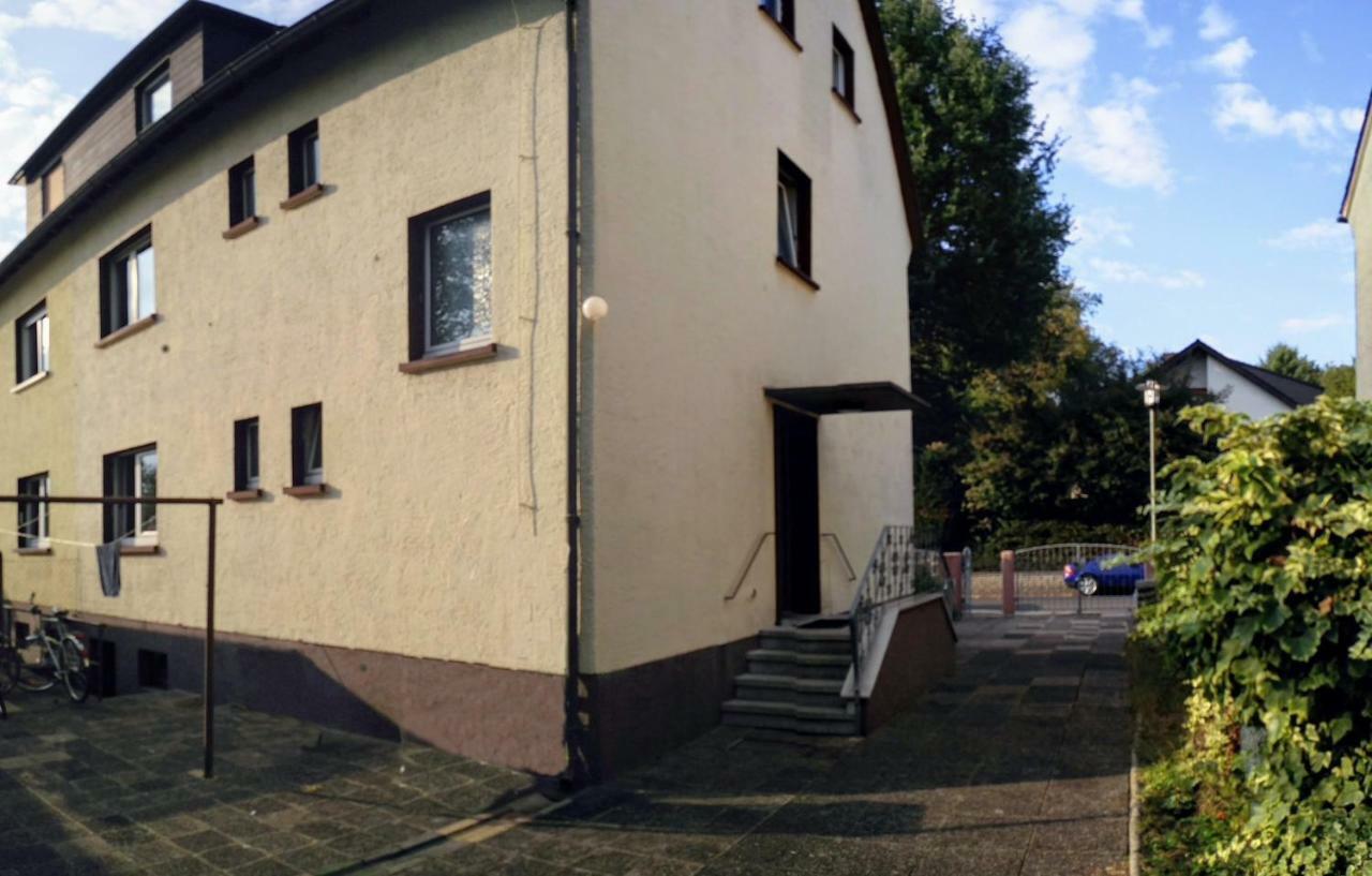 Rote Warte Grosszuegiges Apartment Nahe Frankfurt מראה חיצוני תמונה